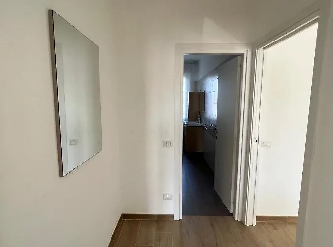 Отель Paul House Милан