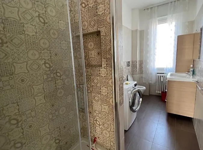 Отель Paul House Милан
