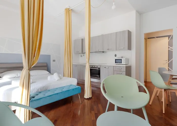 Guesthost - Near Piazza Firenze Lägenhet Milano