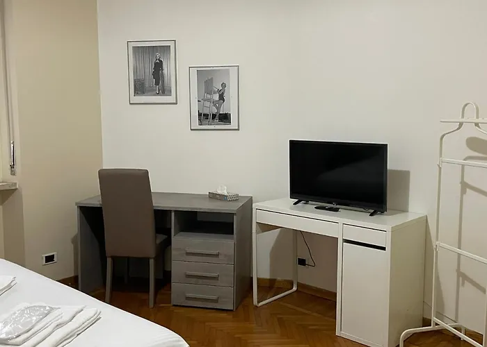 Appartement City House Viale Murillo Milaan