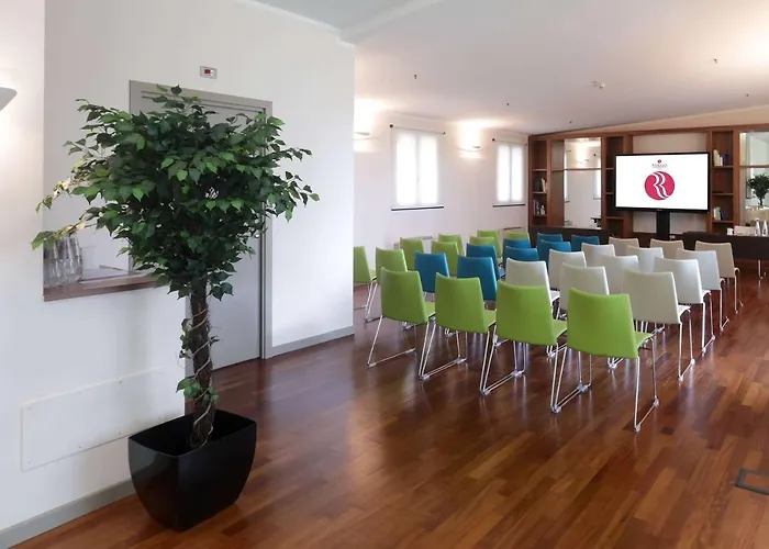 Ramada Plaza By Wyndham 4* 米兰
