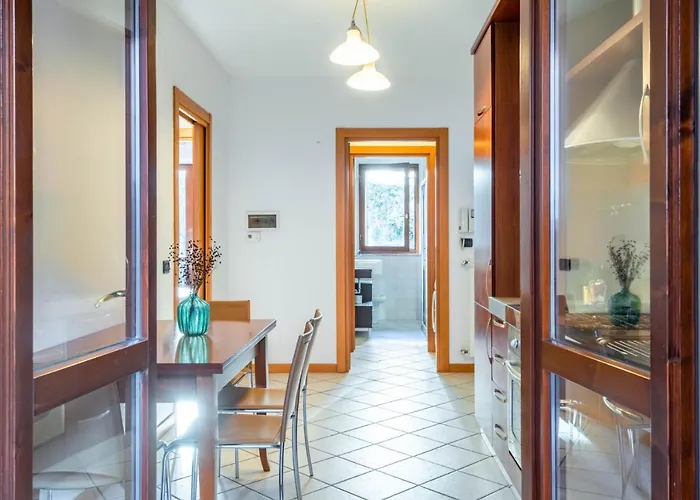 Easylife - - Lunigiana 10 - *