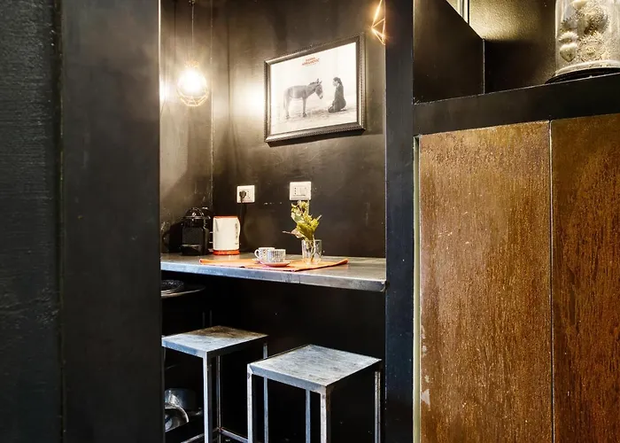 Apartmán Hostmate - - Sammartini's Cave- *