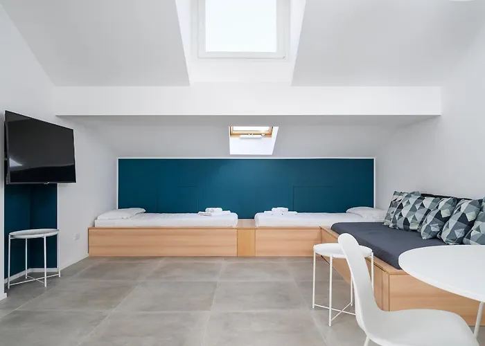 Design Attic Porta Venezia 65m2 - Self Check-in * Milano