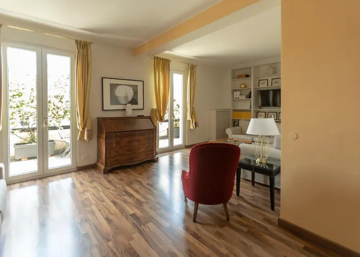 Appartement Montenapoleone - Sant Andrea Charme Penthouse Milan