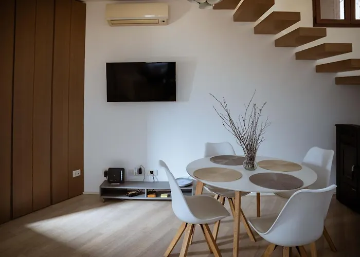 아파트 L'arche Comfort & Relax - Loft Garden In Via Torricelli *