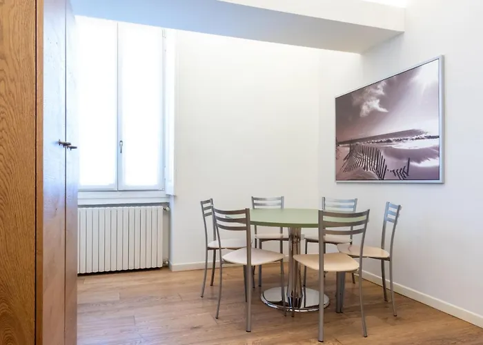 דירה Porta Venezia Elegant Penthouse With Terrace *