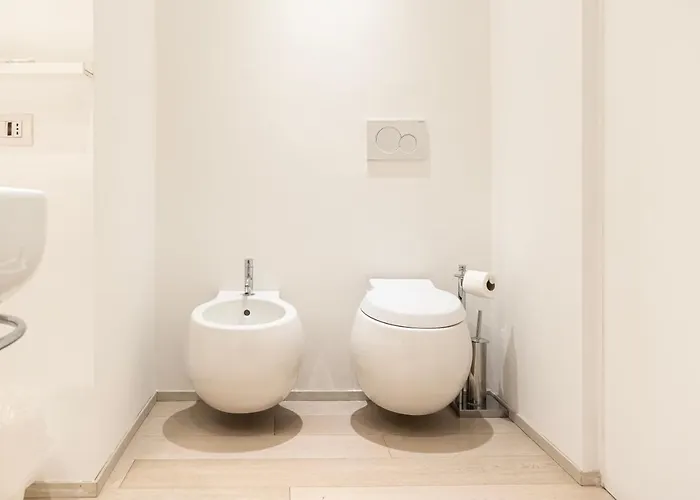 Elegante E Spazioso Quadrilocale In Porta Venezia Appartement Milan