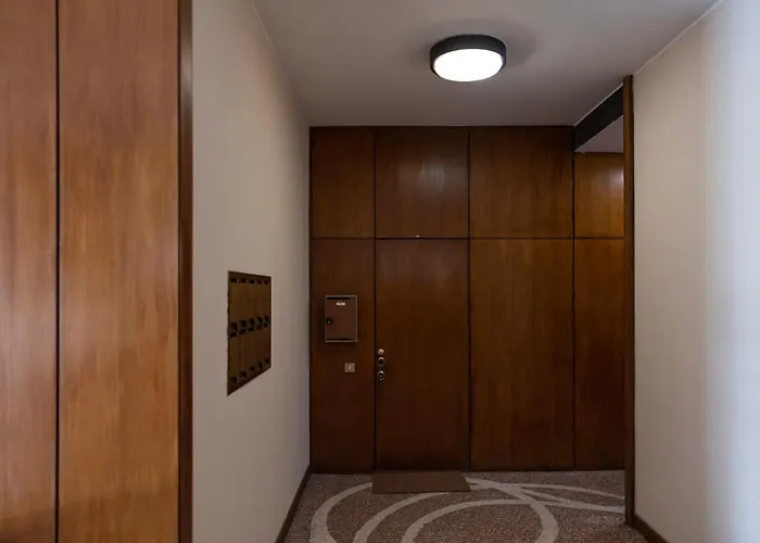 Elegante E Spazioso Quadrilocale In Porta Venezia * Milan