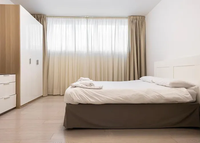 Elegante E Spazioso Quadrilocale In Porta Venezia *