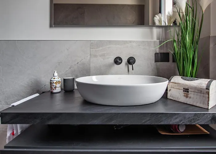 Easylife - - Ripa Ticinese 103 - Navigli *