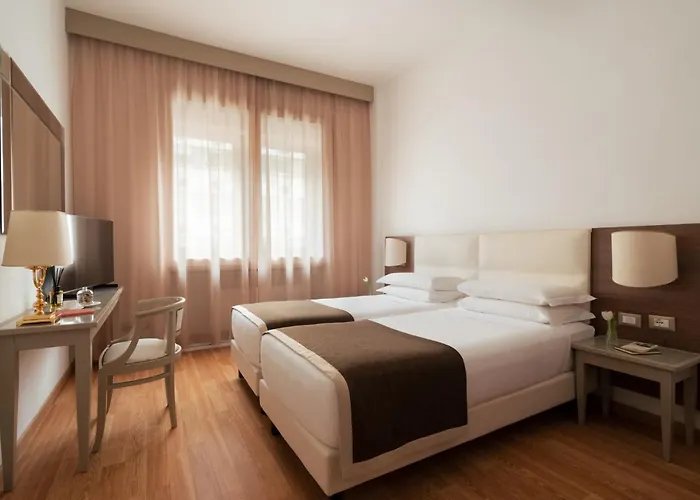 Romana Hotel