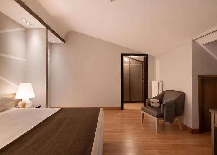 Romana 4* Milano
