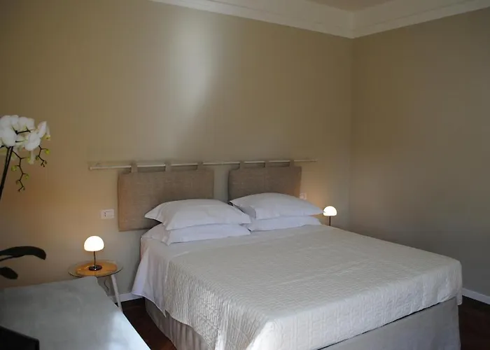 Bed&cafe לינה וארוחת בוקר 3*