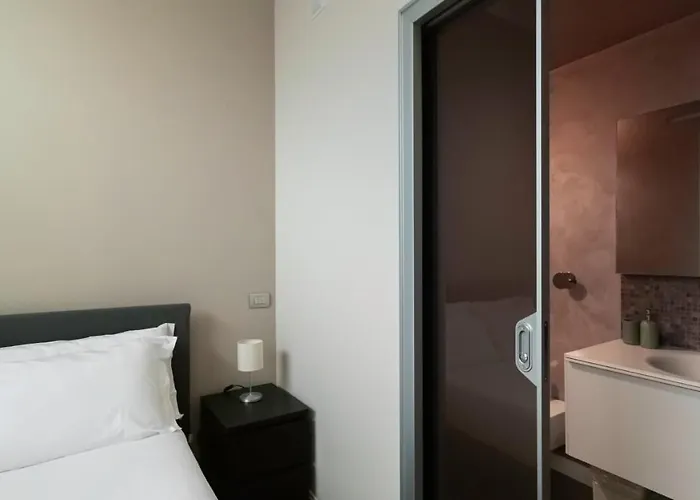 Italianway Easy - Naviglio Pavese 6 * Mediolan