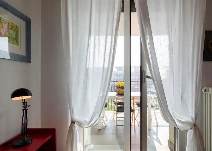 Sky Santa Giulia شقة ميلان