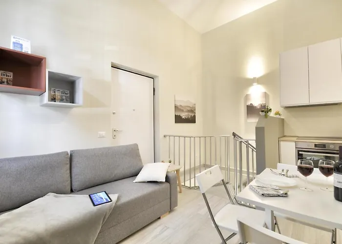 Appartement Luxury Apartament - Graziano 39 - 2 Milaan