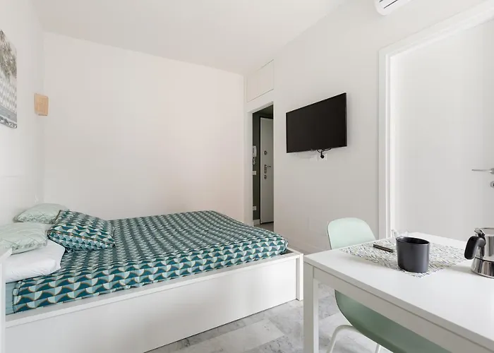Apartmán Comfy X2 - 1,1 Km Far From Iulm University!
