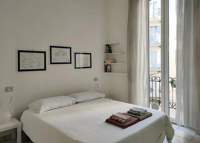 Eustachi Interior Apartman