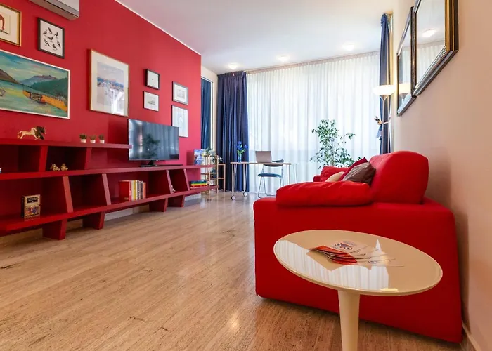 Twins - Tolstoj District * Milano