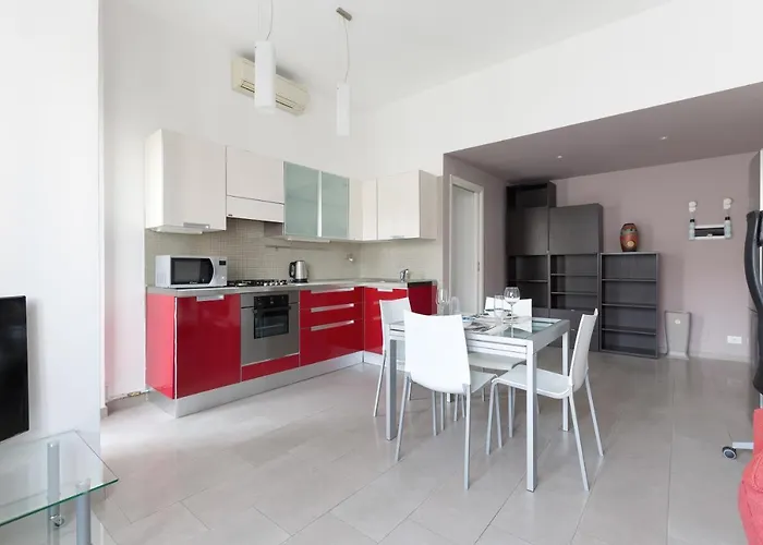 Apartment Cozy Apt With Balcony - Mm2 Sant'agostino Mailand