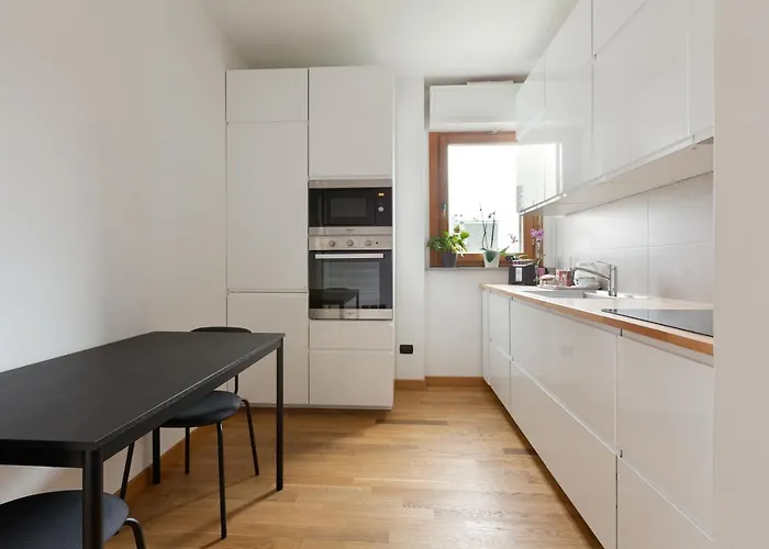 Otel Comfy X3 - With Balcony Milano