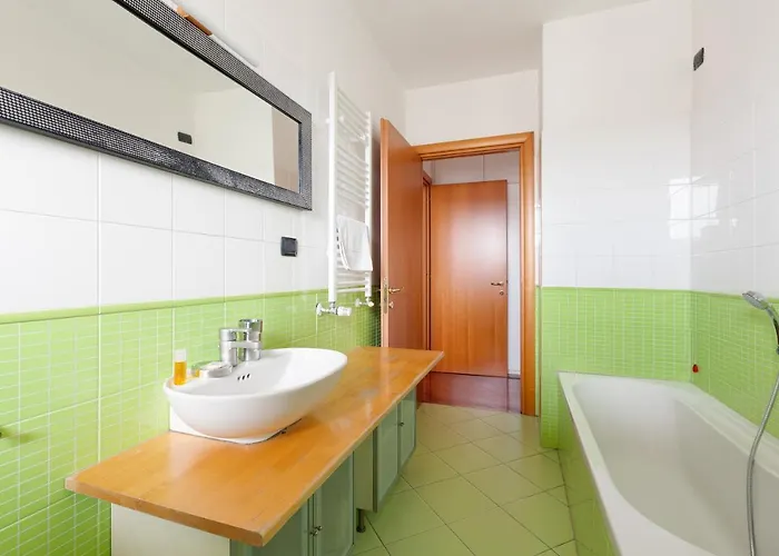 Guesthost - Milano-rubattino Comfy - With 2 Terrace Apartment Mailand