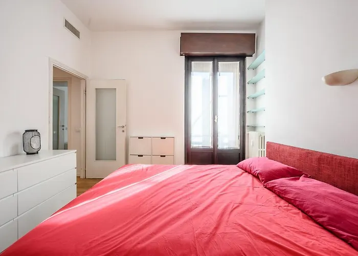 The Lantern Flat - Darsena Area