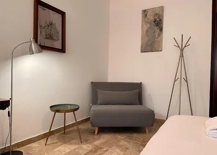 Orea Spiti - Drawings In Teodosio Apartmán