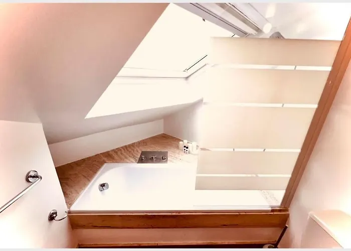 Urban House - Skylight House Navigli Center * Milano