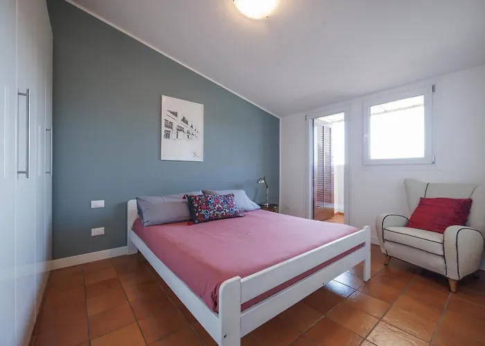 Xenia - Newly Renovated Flat In Fiera Area Apartmán Milán