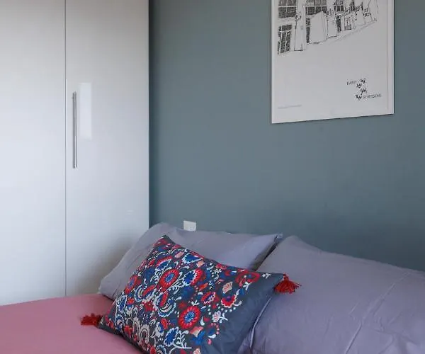 Xenia - Newly Renovated Flat In Fiera Area