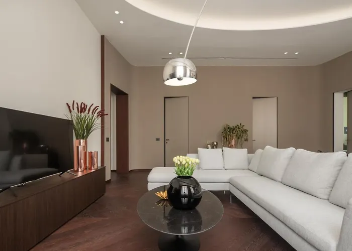 Sant'ambrogio Luxury R&r 아파트