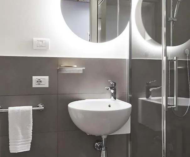 Aparto Giovenale Hotell