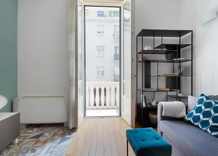 Appartement Con Balcone- Bullona District Milan