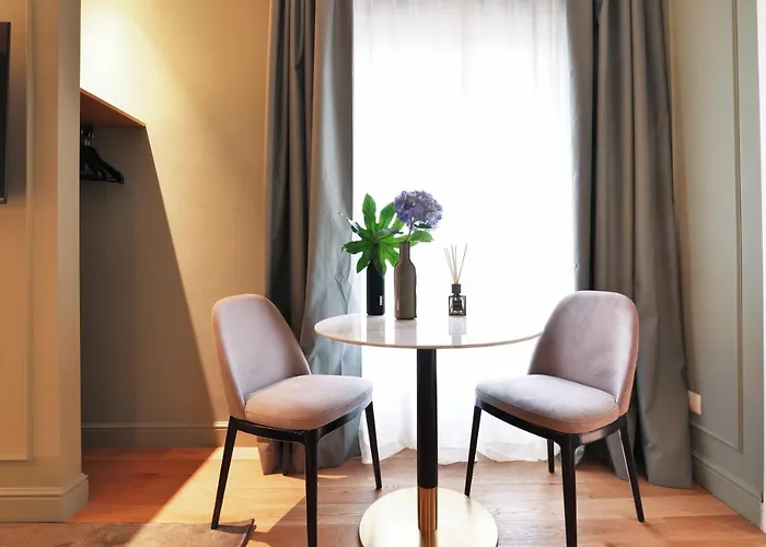 Prestige Boutique - Piazza Duomo View 4*