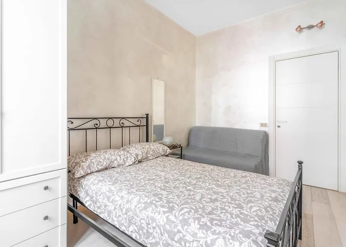 Apartmán Mo30 Loreto- Duomo- Large Modern - *