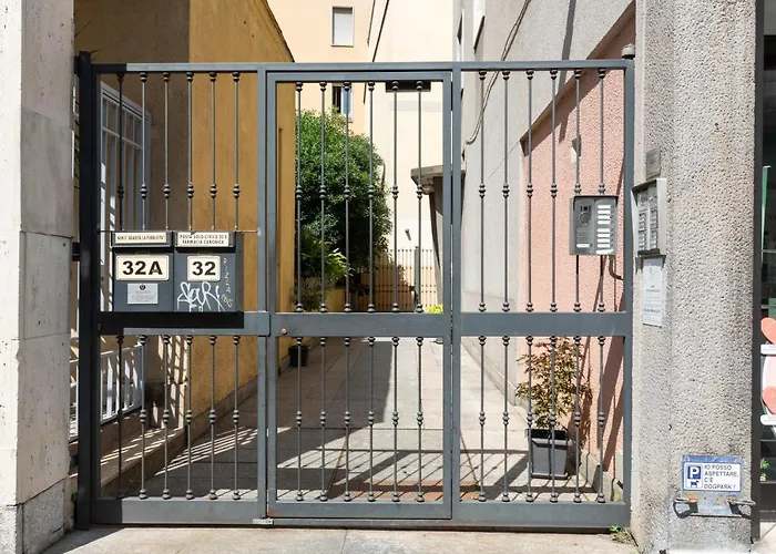 Canonica 32 - Arco Della Pace