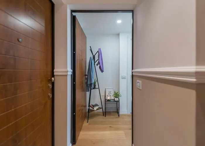 Apartment Cozy Private Flat - Mm Marche 7 Min