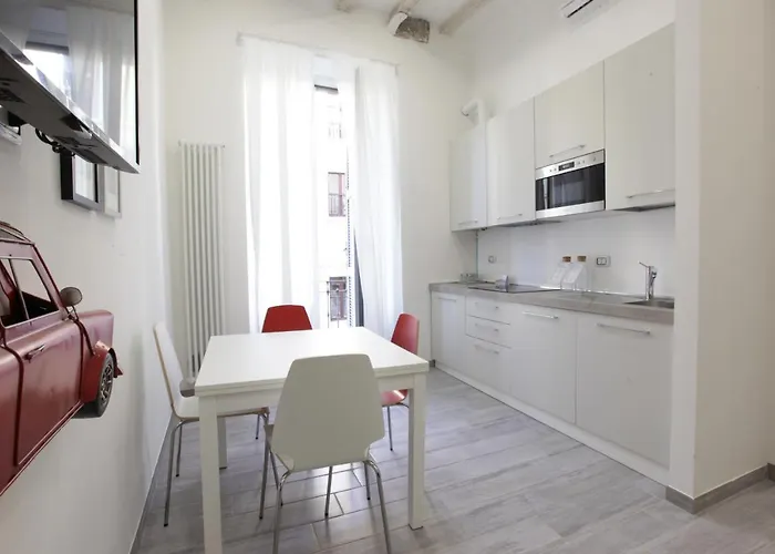 Just Urban - Stylish 1br In Center - Balcony And Metro M2 M4 Lejlighed Milano