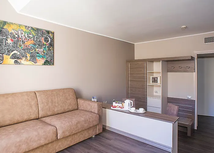 Palazzo Delle Stelline 3*