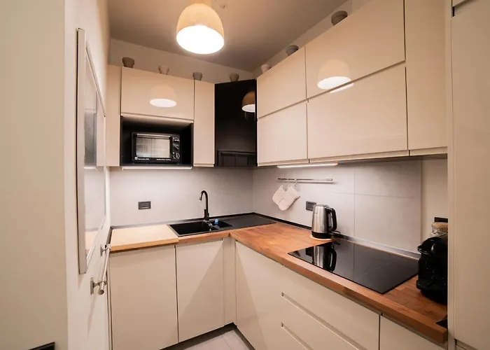Brera Stylish Apartment, * ميلان