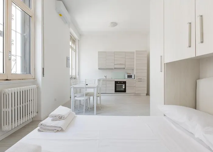 Guesthost - Cosy 25 Sqm Niguarda District Apartamento