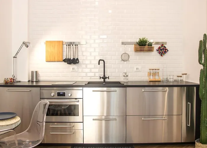 Just Urban - Quiet And Stylish Loft In Center - V Giornate * Μιλάνο