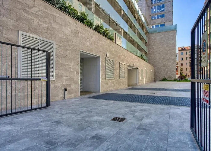 Just Urban - Modern 1-br Flat With 90 Sqm Terrace - M4 Tolstoj * מילאנו