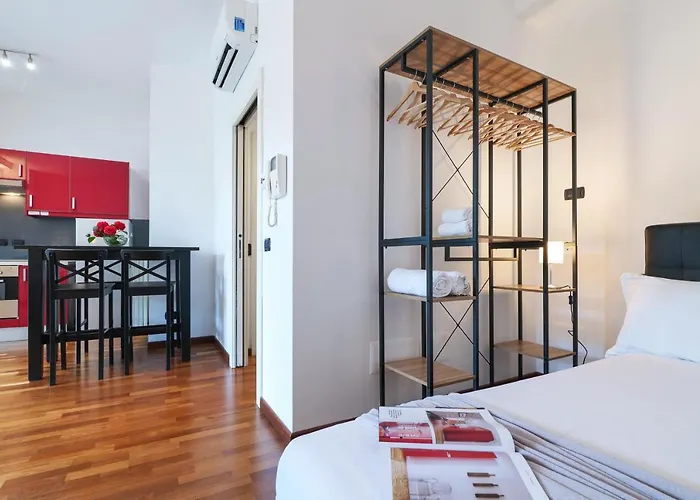 Contempora - Monolocale Con Terrazza Via F. De Sanctis, 41