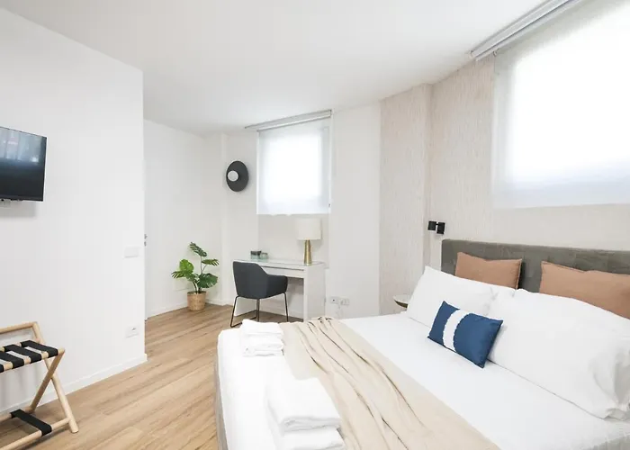 Easylife - - Circo 13 - Centro Storico Apartment *