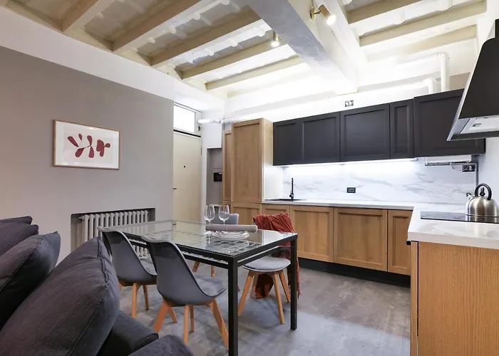 Contempora - Ampio Monolocale - Duomo - Colonne Di San Lorenzo アパート ミラノ