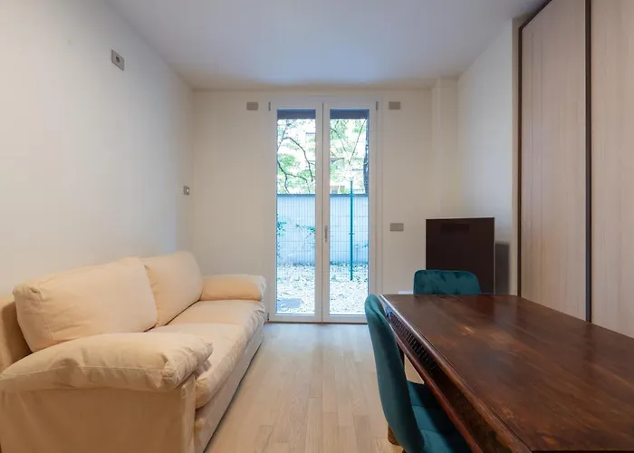 Easytopstay - Cozy Flat With Parking Lägenhet *
