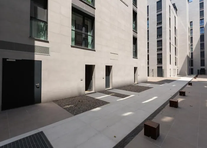 Easytopstay - Cozy Flat With Parking Lägenhet Milano